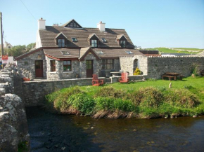 Гостиница Aille River Hostel Lodge and Camping Doolin  Дулин